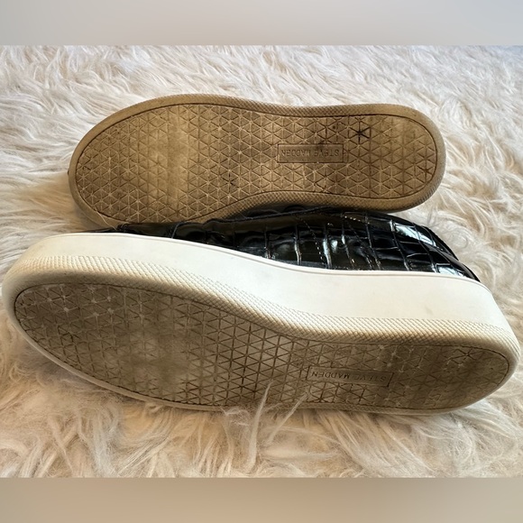 Steve Madden Bertie Platform Sneakers - Picture 5 of 8